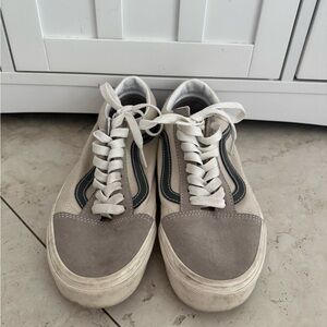 Vans Men's Gray and Cream Sneakers